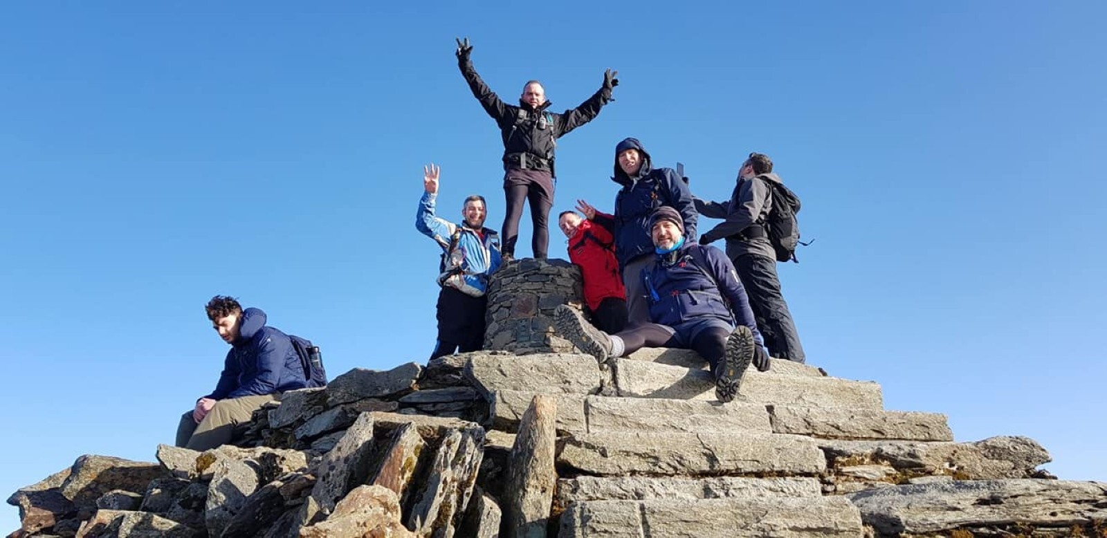 30168126_806439316219602_5055974398349907435_o (Custom)